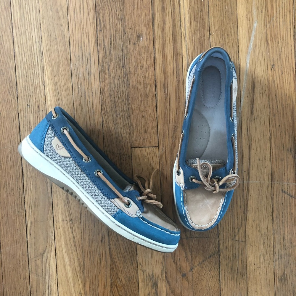 WOMENS SPERRY SHOES